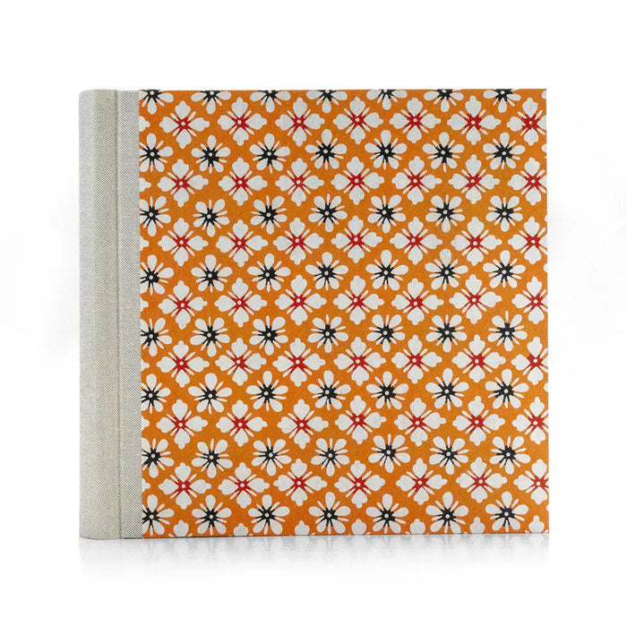 Fotoalbum / 100 Seiten creme / Katazome Shi - Blüten auf Orange