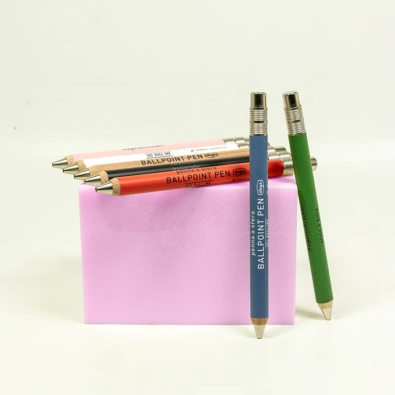 Wood-Ballpoit-Pen-Collection-bild-800x800px