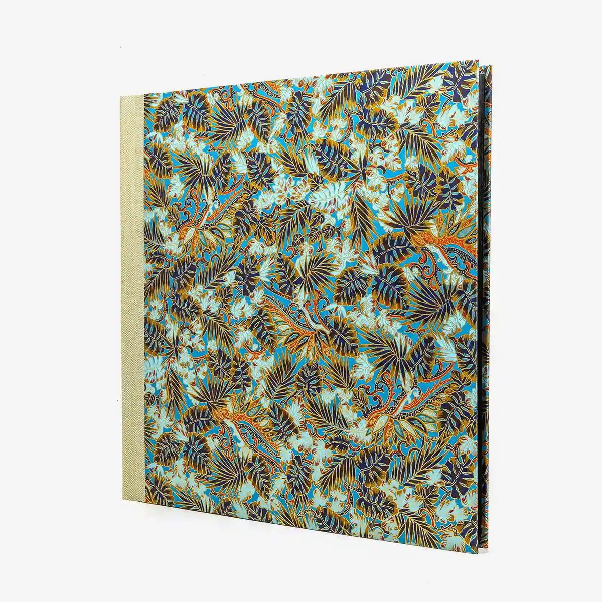 30x30cm-60Seiten-schwarz-Fotoalbum-cover-Chiyogami-Motiv-Monstera-blau-seitlich-von-vorn