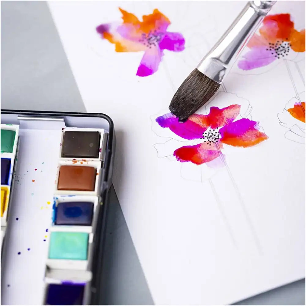 Aquarellset-12-FArben-halbe-Naepchen-in-Metallbox-Thema-Blumen-und-Landschaft-Beispielfoto