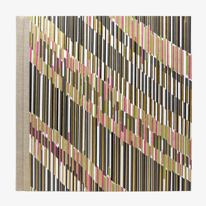 Blaupause-Fotoalbum-H30xB30cm-60-cremefarbene-Seiten-Motiv-Muster-mit-versetzten-Strichen-grau-von-vorn