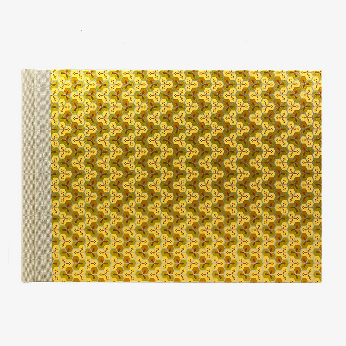 Blaupause-Fotolbum-24x35cm-Bienenwaben-gold-60-Seiten-cover-von-vorn