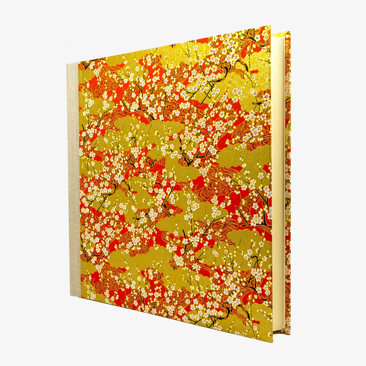 Blaupause-Fotolbum-30x30cm-Sakura-auf-goldenen-Wolken-und-rotem-Wasser-100-Seiten-cover-sitlich-von-vorn-2