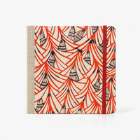 Blaupause-Skizzenbuch-15x15cm-224seiten-100grm-ivory-Skizzenpapier-fadengeheftet-HArdcover-mit-KatazoShi-Papier-bezogen-Motiv-Spitzen-rot-von-vorn