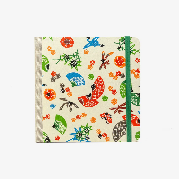 Blaupause-Skizzenbuch-15x15cm-blanko-Cover-KAtazome-Shi-Papier-Motiv-Faecher-bunt-bezogen-224Seiten-cover-von-vorn