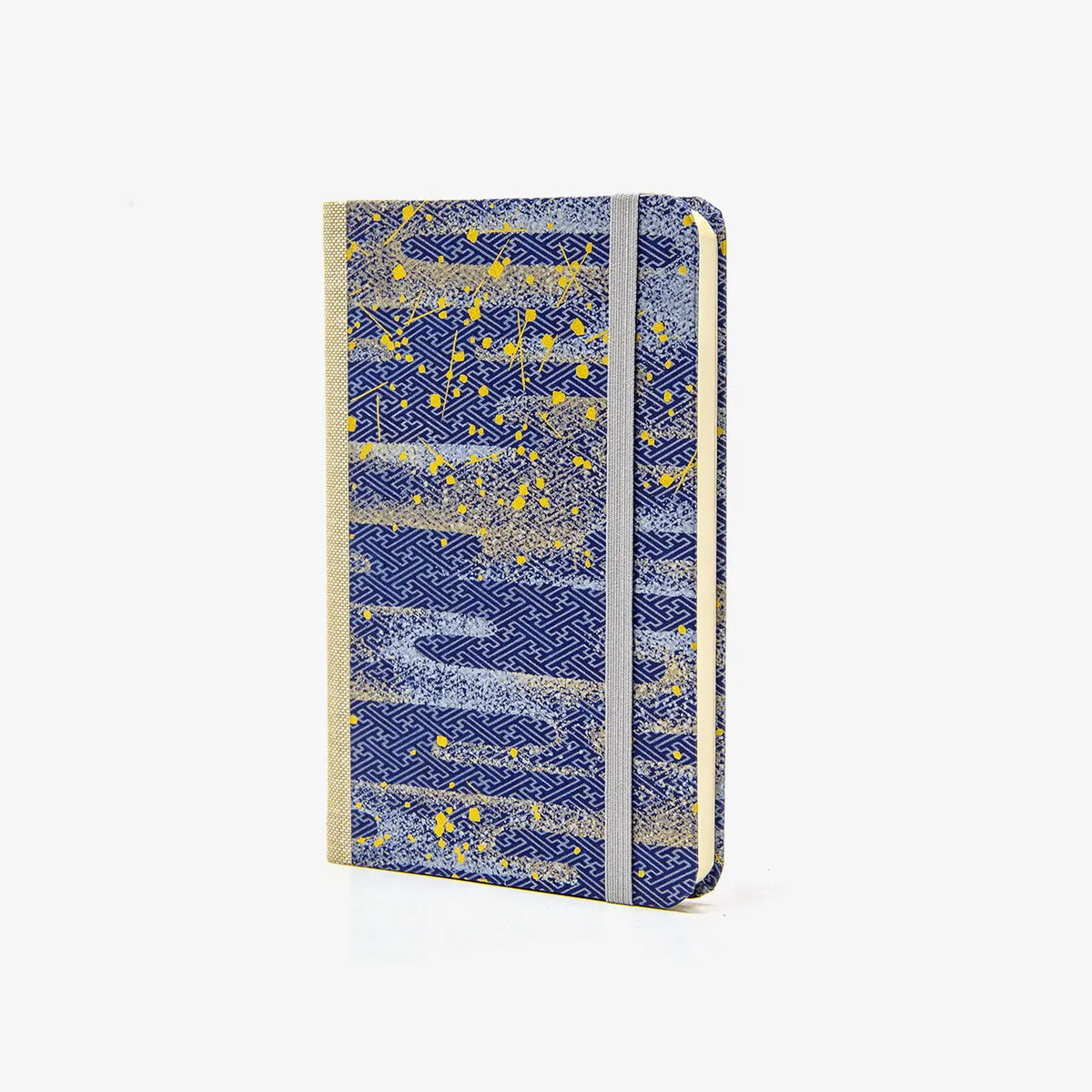 Blaupause-Skizzenbuch-A6-blanko-160-Seiten-bezogen-mit-Chiyogami-Motiv-Space-is-the-Place-cover-seitlich-von-vorn