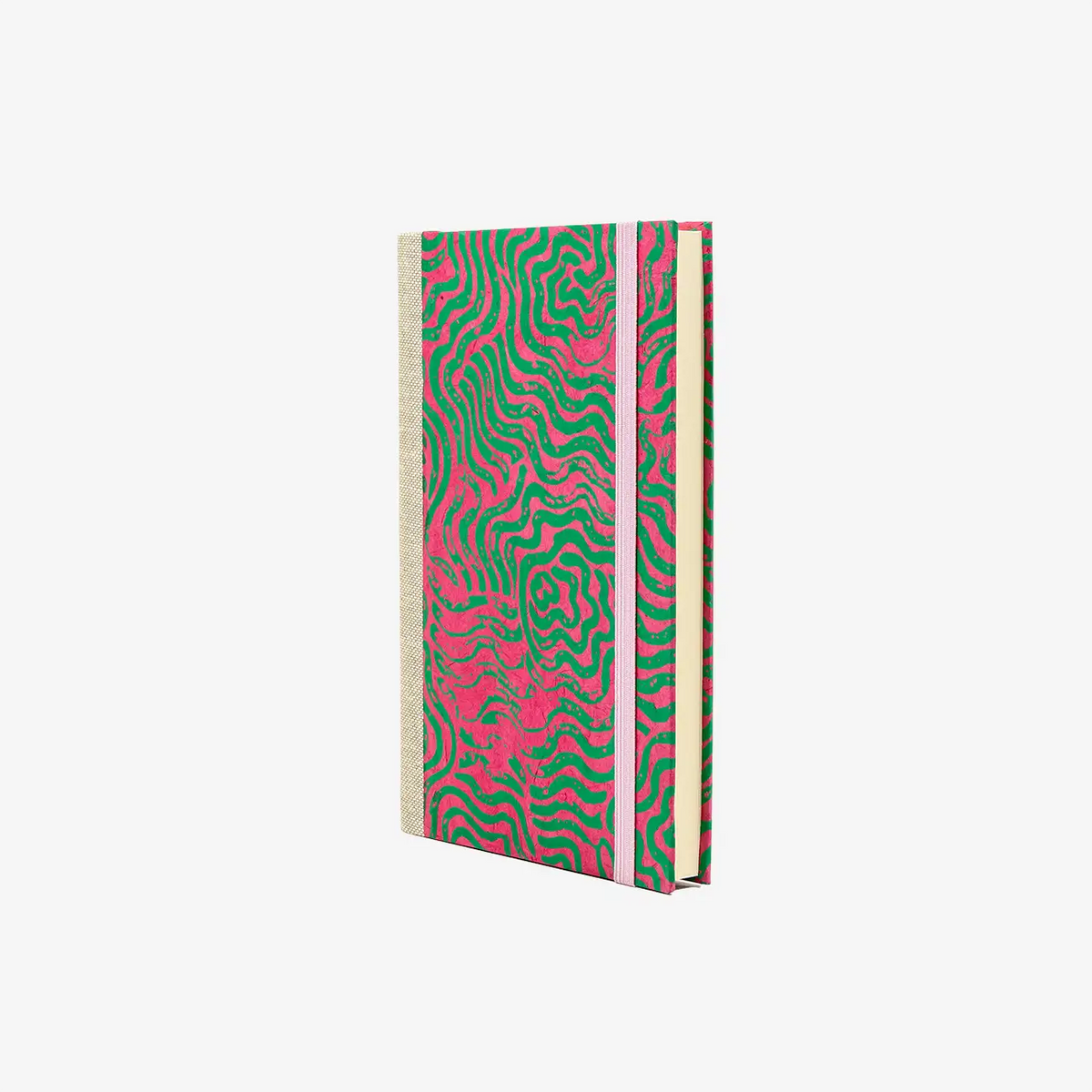 Blaupause-Skizzenbuch-A6-mit-Loktapapier-Einband-160Seiten-Motiv-Labyrinth-achenseegruen-auf-magenta-Cover-seitlich-von-vorn