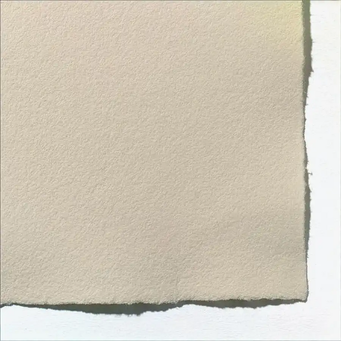 Büttenpapier / 125grm / pale yellow / Handgeschöpftes Papier mit gerissenem Rand