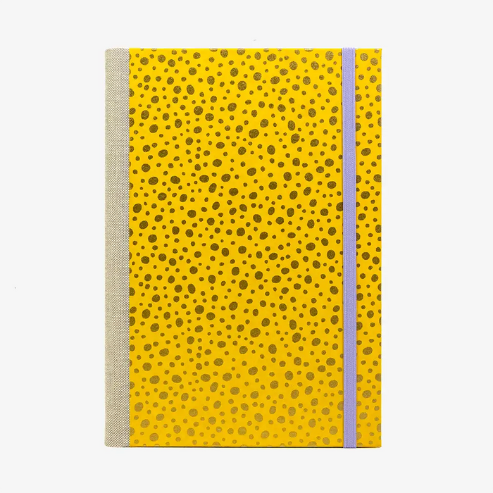 Bulletjournal-notizbuch-A5-224Seiten-cover-mit-Chiyogami-bezogen-Motiv-Polkadots-gold-auf-gelb-cover-von-vorn