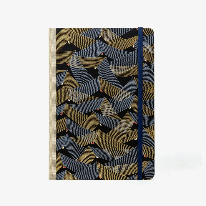 Bulletjournal-notizbuch-A5-224Seiten-cover-mit-Chiyogami-bezogen-Motiv-Saitenspiel-schwarz-cover-von-vorn