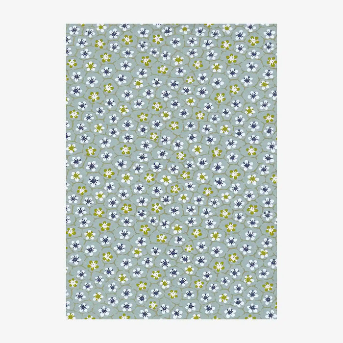 Chiyogami-Papier-81033C-Blueten-im-Raster-Ausschnitt-2