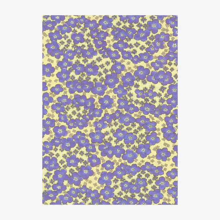 Chiyogami-Papier-Floral-628C-Blumen-creame-purple-ivory-Ausschnitt-2
