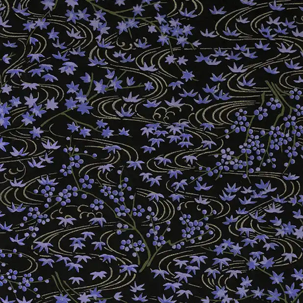 Chiyogami-Papier-botanical-480C-Flusslandschaft-Flieder-auf-schwarz-Ausschnitt-1