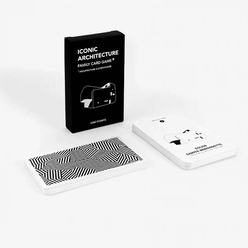 Cinqpoints-MIkonische-Architektur-Spielkarten-VErpackung-und-Spielkarten-produktansicht