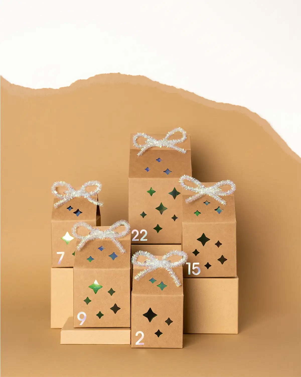 Folia-Adventskalendersticke-NUMBERS-IRIDESCENT-1Blatt-Beispiel-1