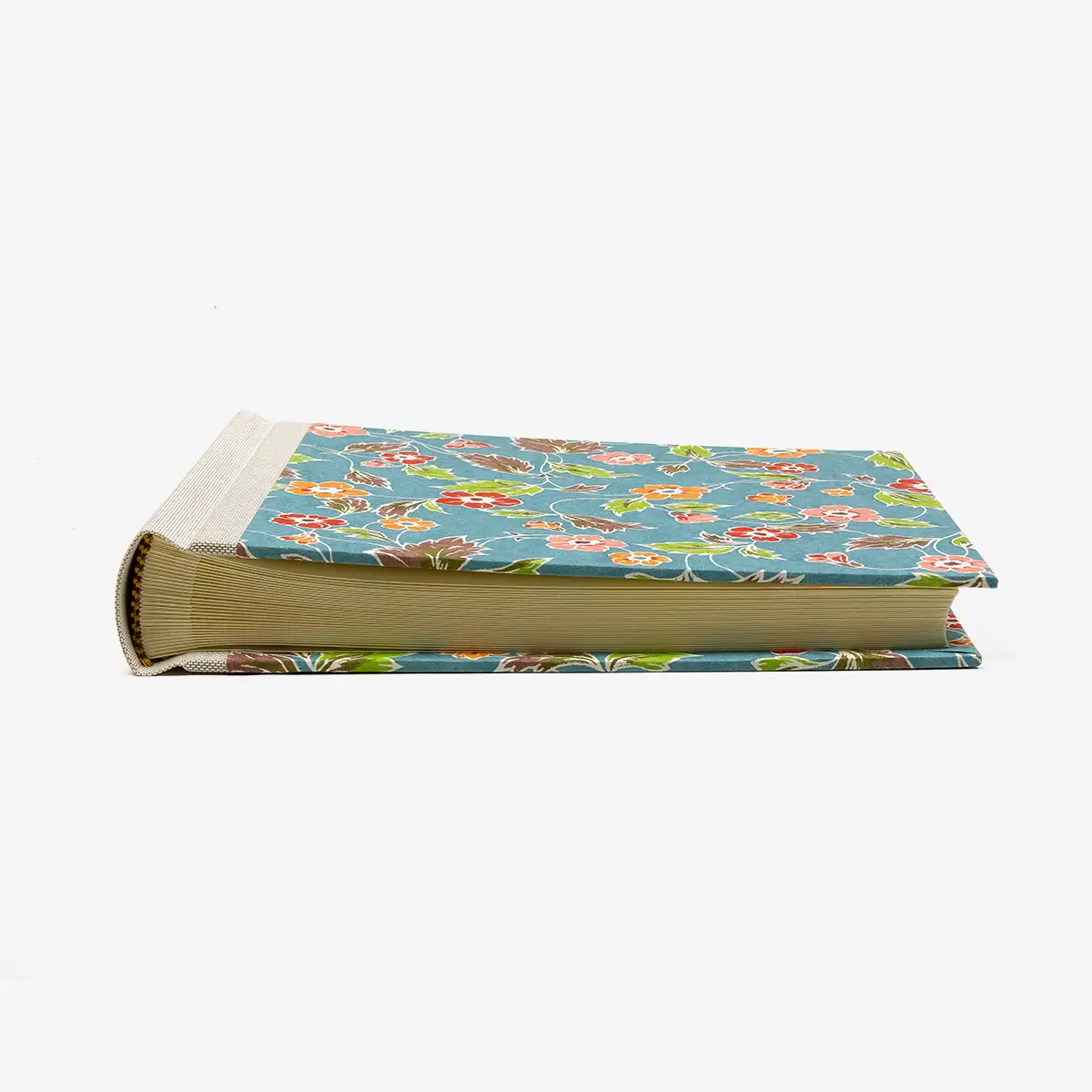 Fotoalbum-15x20cm-60Seiten-creme-Fotokarton-cover-Katazome-shi-Papier-Motiv-blumenornament-auf-blau-liegend