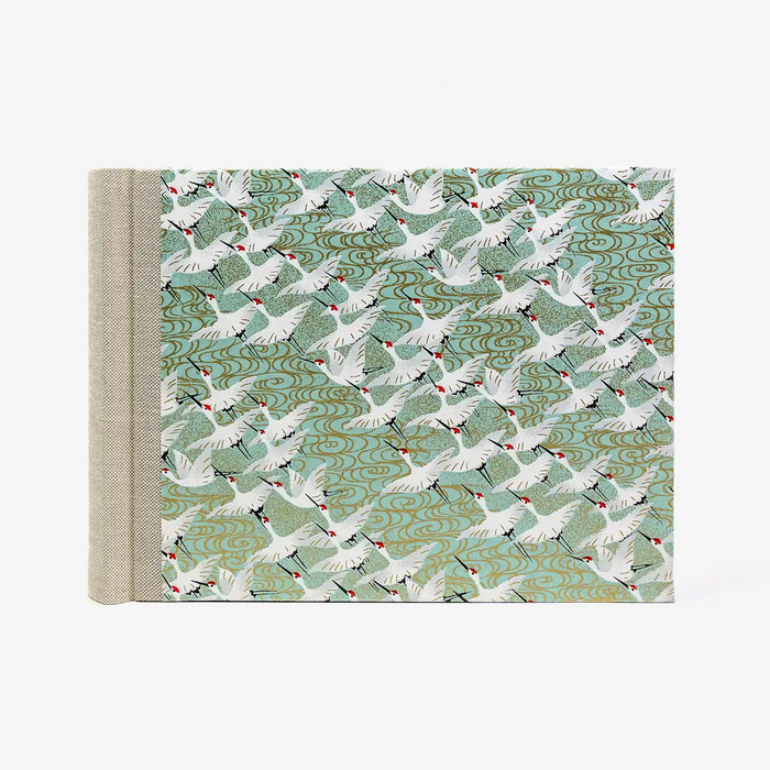 Fotoalbum-15x20cm-60Seiten-schwarzer-Fotokarton-cover-chiyogami-Papier-Motiv-Weisse-Kraniche-auf-tuerkis