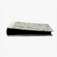 Fotoalbum-15x20cm-60Seiten-schwarzer-Fotokarton-cover-chiyogami-Papier-Motiv-blumen-gelb-auf-grau-liegend