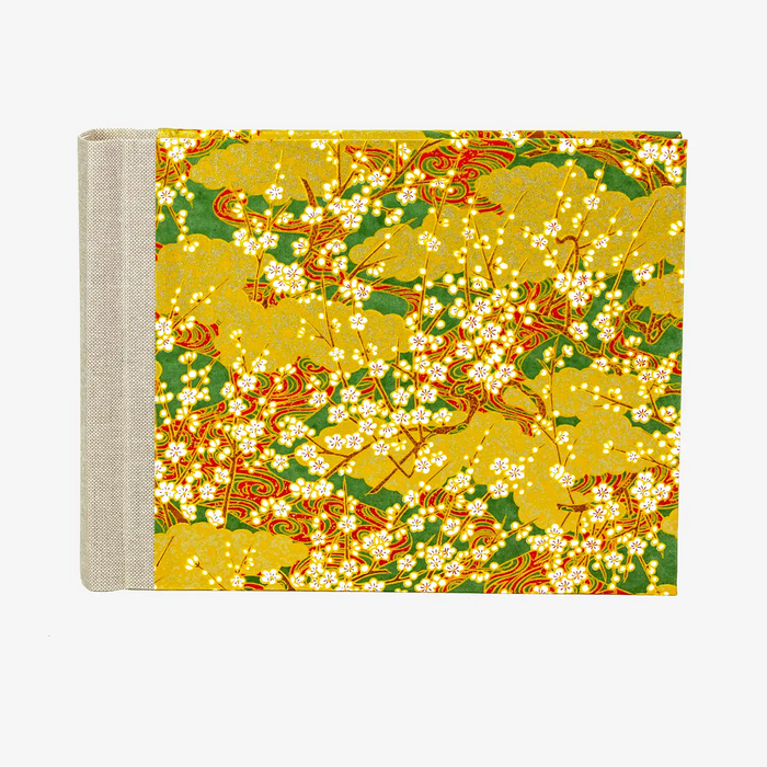 Fotoalbum-15x20cm-Blaupause-30blatt-Mit-Chiyogami-Kirschblueten-am-zweig-ueber-goldenden-wolken-auf-guern-bezogen-Produktansicht-Seitlich