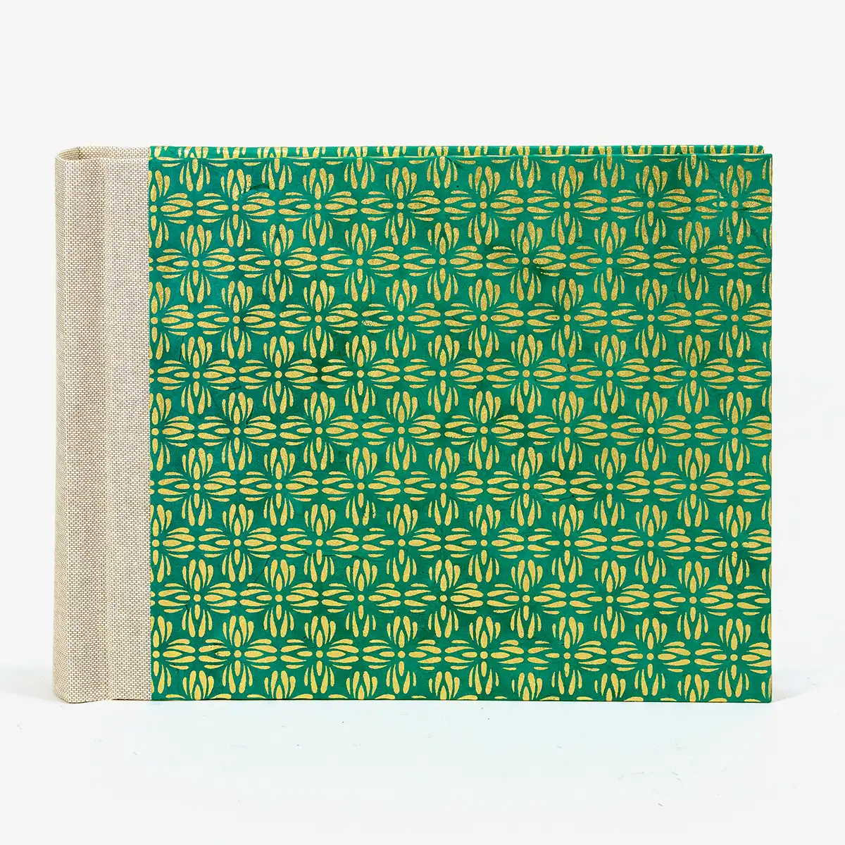 Fotoalbum-15x20cm-Blaupause-30blatt-Mit-Lokta-Papier-goldenesBluetenornamentaufgruen-bezogen-Produktansicht-von-vorn