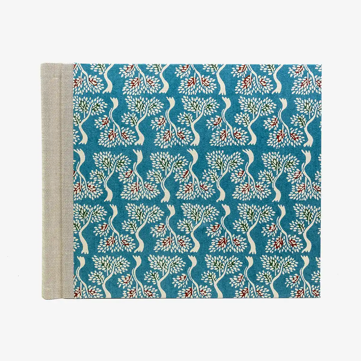 Fotoalbum-20x23cm-60Seiten-creme-Fotokarton-cover-Katazome-Shi-Papier-Motiv-Baeume-auf-hellblau