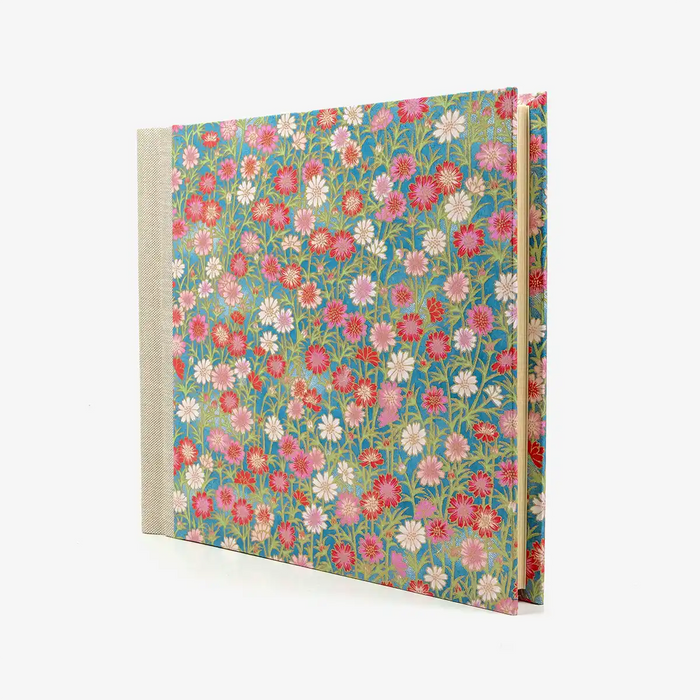 Fotoalbum-20x23cm-60Seiten-creme-Fotokarton-cover-chiyogami-Papier-Motiv-Bogen-636C-Blumen-seitlich-vorn