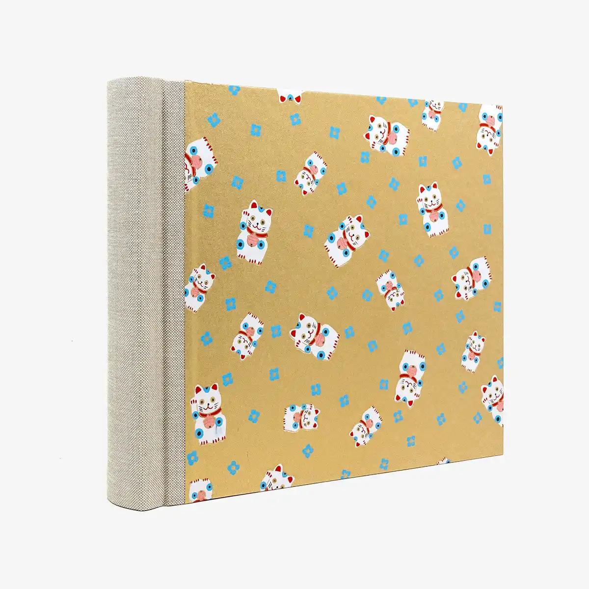 Fotoalbum-20x23cm-60Seiten-creme-Fotokarton-cover-chiyogami-Papier-Motiv-Winkekatze-golden-seitlich-hinten