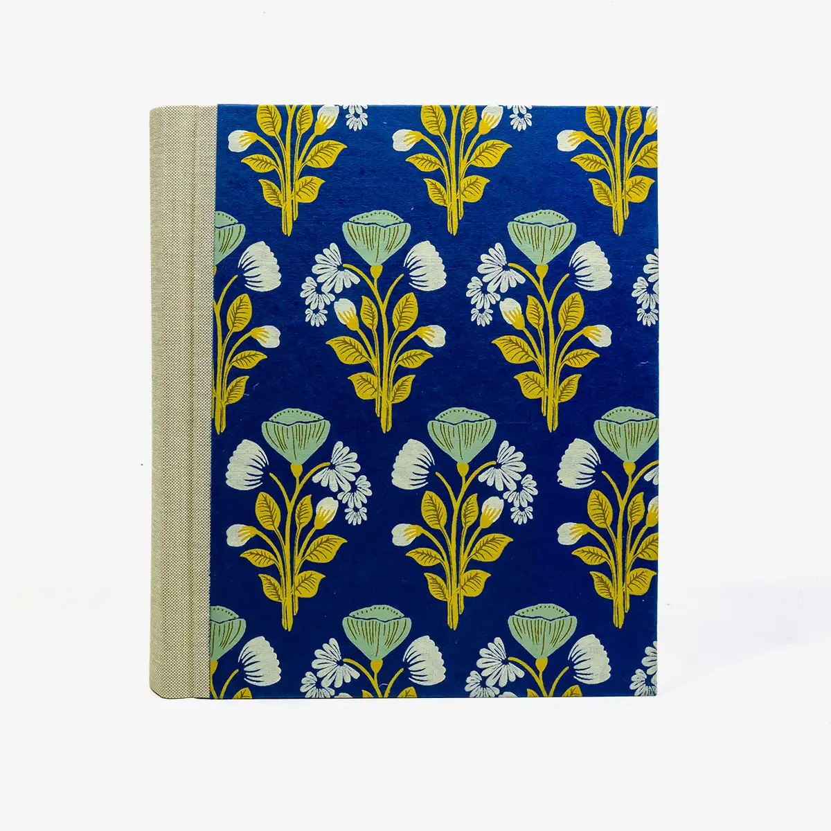 Fotoalbum-24x20cm-60Seiten-cover-Baumwollpapier-Motiv-Blumenornamente-auf-blau-von-vorn