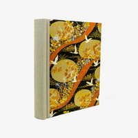 Fotoalbum-24x20cm-60Seiten-cover-Chiyogamipapier-Motiv-Kraniche-auf-gold-rot-seitlich-von-hinten