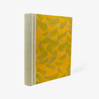 Fotoalbum-24x20cm-60Seiten-cover-Chiyogamipapier-Motiv-Saitenspiel-gold-seitlich-von-hinten