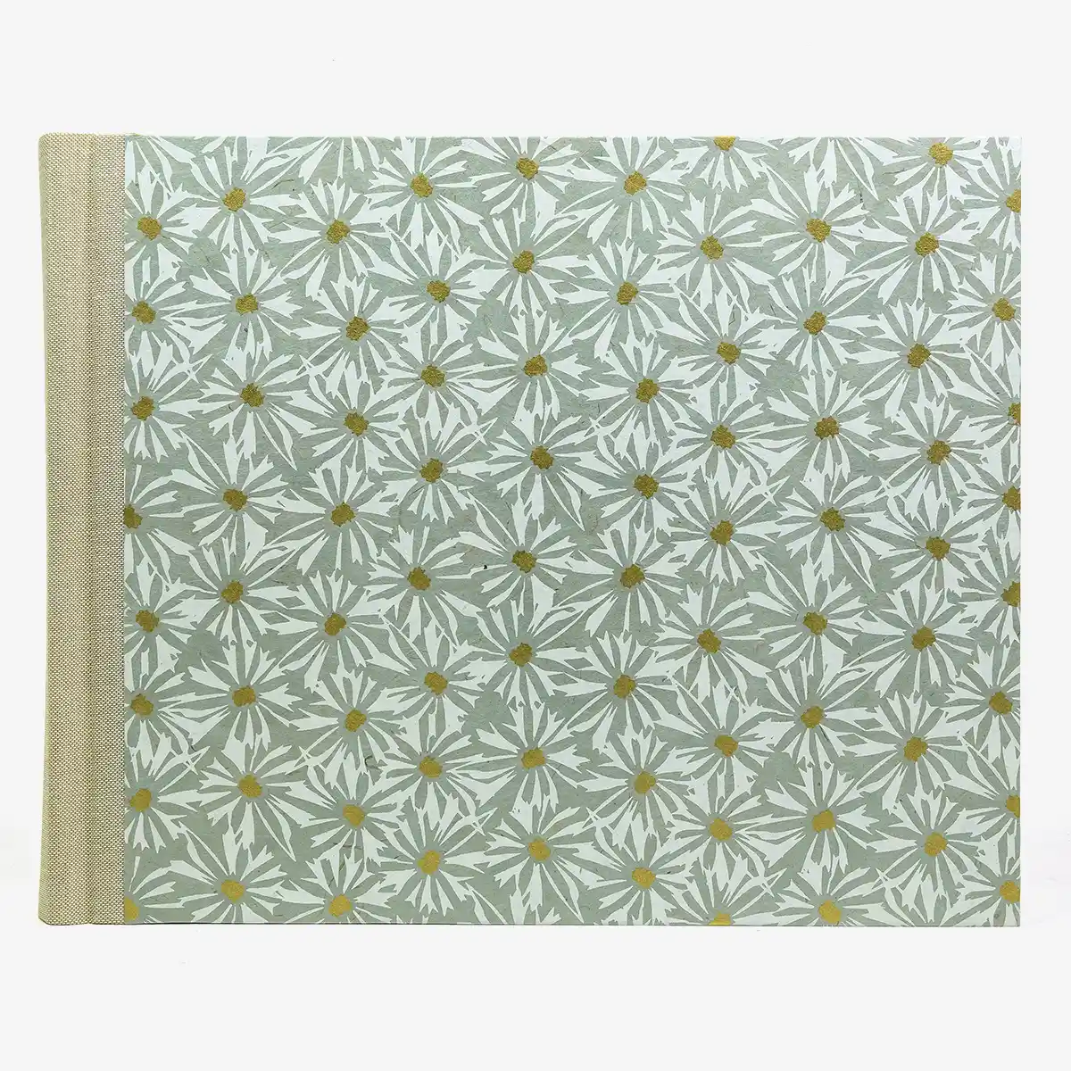 Fotoalbum-24x30cm-60-Seiten-cover-LoktaPapier-Motiv-Gaensebluemchen-mildes-blau-weiss-gold-Cover-von-vorn