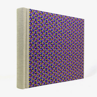 Fotoalbum-24x30cm-60-Seiten-cover-chiyogamiPapier-Motiv-Flechtmuster-purple-Pink-Cover-seitlich-von-hinten