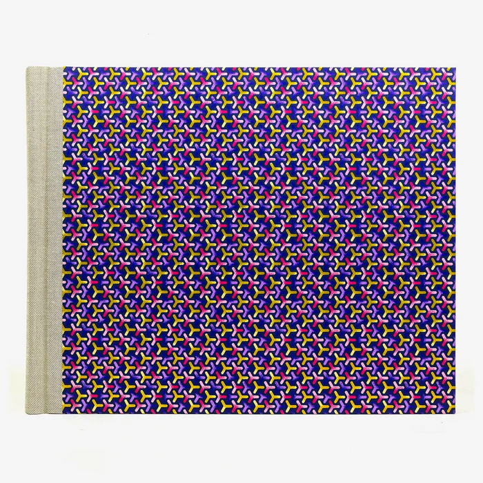 Fotoalbum-24x30cm-60-Seiten-cover-chiyogamiPapier-Motiv-Flechtmuster-purple-Pink-Cover-von-vorn