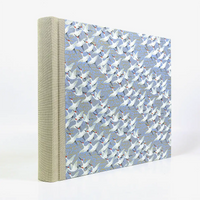 Fotoalbum | H24xB30cm | 60 cremefarben Seiten | Cover: Chiyogami Papier | Motiv: Kraniche auf Flieder