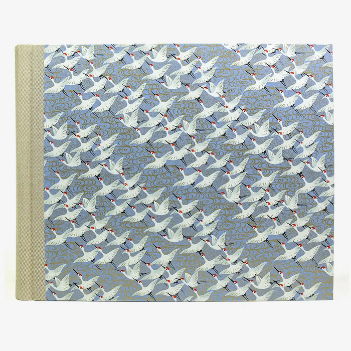 Fotoalbum | H24xB30cm | 60 cremefarben Seiten | Cover: Chiyogami Papier | Motiv: Kraniche auf Flieder
