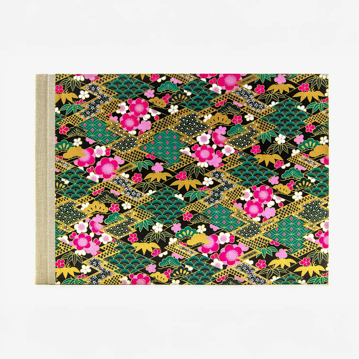 Fotoalbum / 60 Seiten schwarzer / H24xB35cm / Chiyogami-Rauten-gefüllt-mit-Muster-auf-grün