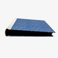 Fotoalbum-30x30cm-100Seiten-cover-chiyogamipapier-Motiv-NAmi-silber-auf-blau-von-vorn-liegend
