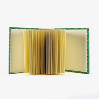 Fotoalbum / H15xB20cm / 100 Seiten / goldene Blumenmuster auf grün