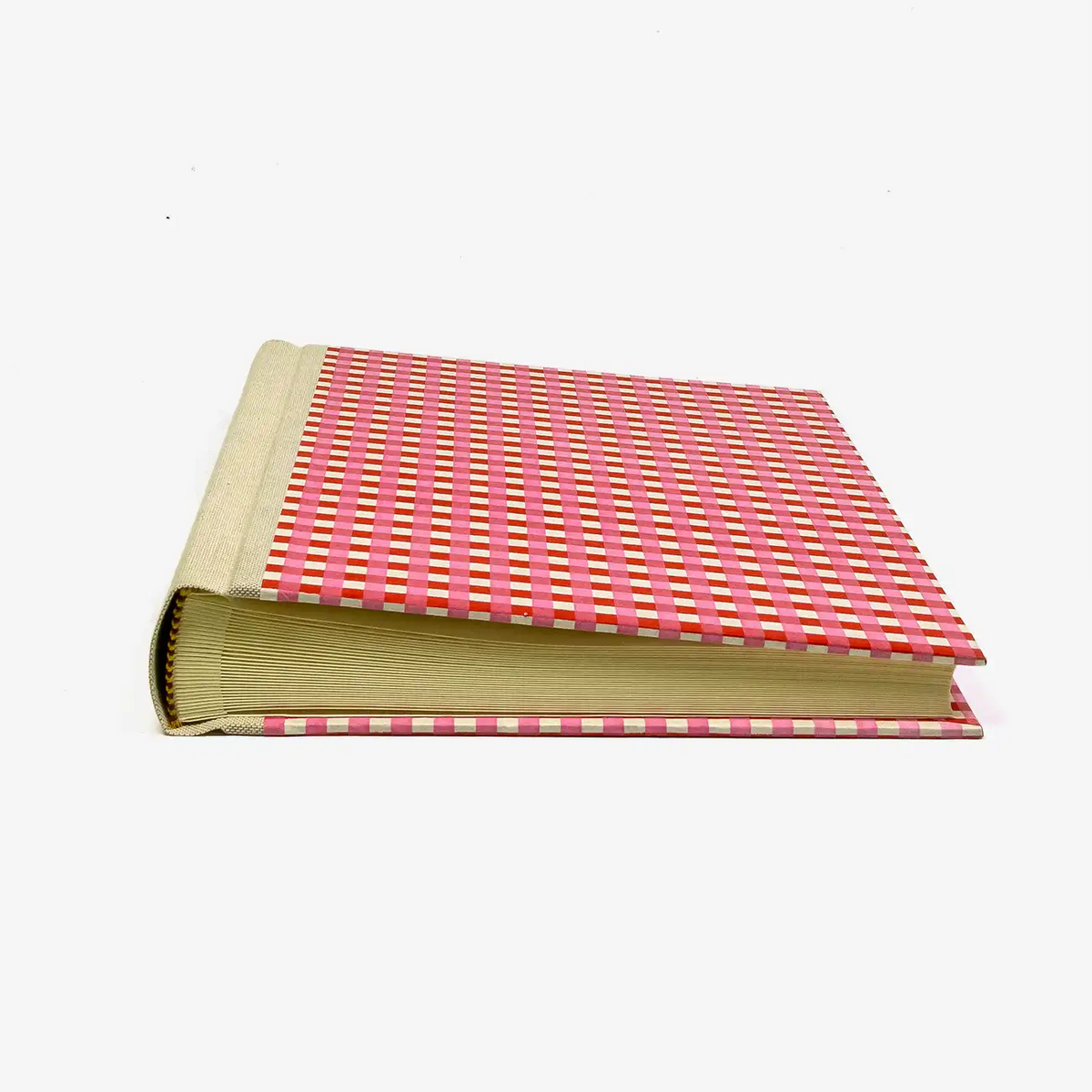 Fotoalbum-Format-24x20cm-60Seiten-creme-Fotokarton-Cover-Chiyogami-Motiv-Karos-rot-rosa-weiss-liegend