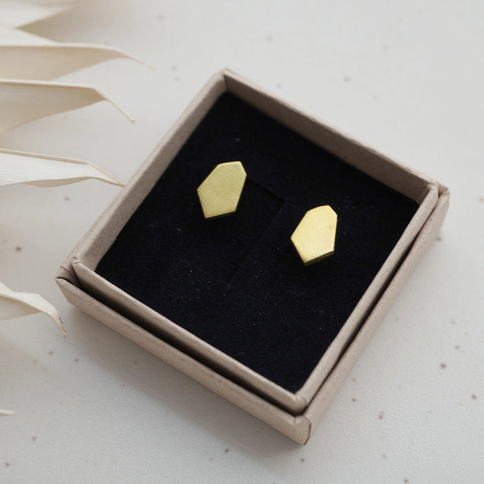 Fr-Tapir-CRYSTAL-Ohrstecker-Ohrringe-ausMessing-Produktpraesentation-in-Geschenkschachtel-1