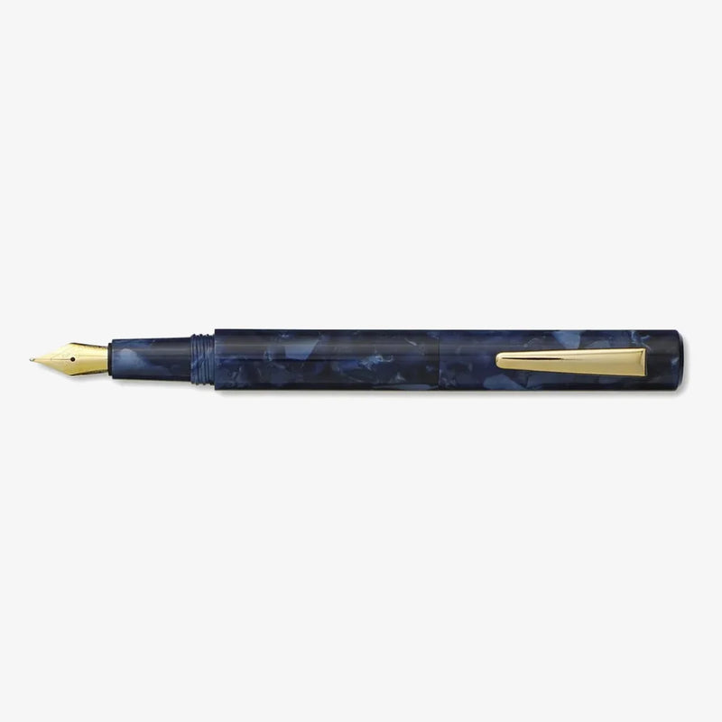 Fuellerhalter-Serie-Attache-hightide-Marbled-Fountain-Pen-navy-produktansicht-mitaufgeschraubter-Kappe
