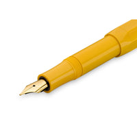 Fuellfederhalter-Collection-SPORT-_Fuellhalter-_Honey-Federstaerke_-F-offen-Detail-Spitze