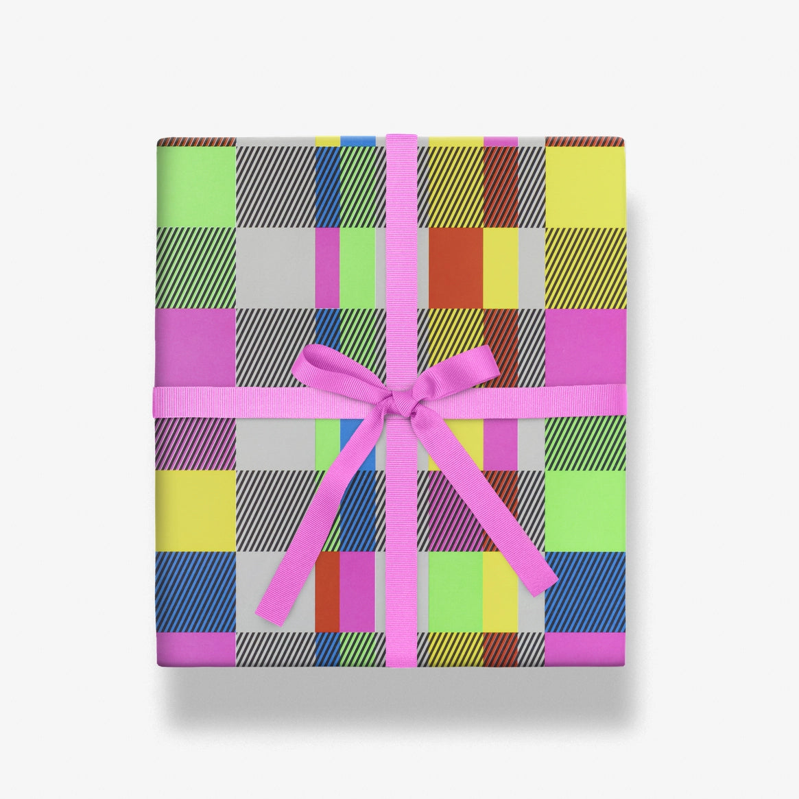 Geschenkpapier-kelly-hyatt-Format-50x70cm-Paris-Tartan-als-Geschenk