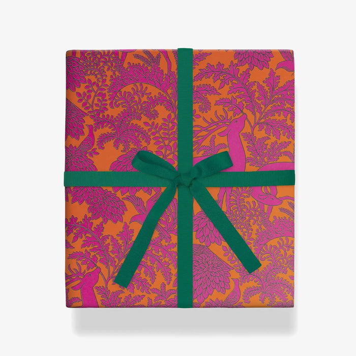 Geschenkpapier-warner-house-Format-50x70-Lagom-Balmoral-Produktansicht-bogen-als-geschenk