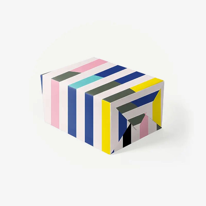 Geschenkpapier_Kelly_Hyatt_Spring-produktansicht-als-geschenk-bogen-detail-format-50x70cm