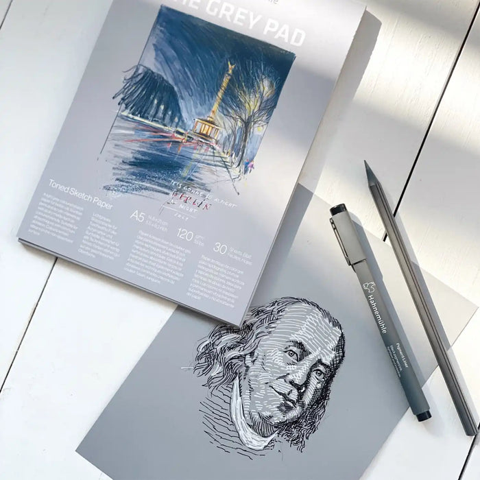 The Grey Pad / 120 g/m² / 30 Blatt / grauer Zeichenblock