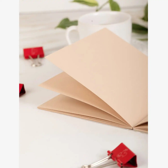 The Cappuccino Pad / 120 g/m² / 30 Blatt / cappuccinofarbener Zeichenblock