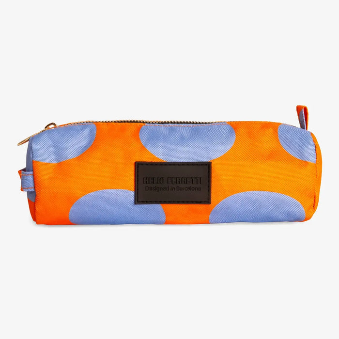 Helio-Ferretti-Stiftetasche-TANGERINE-SKY--Prouktansicht-seitlich-orange -mit-grossen-blauen-Punkten