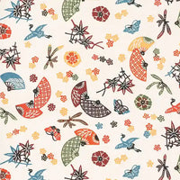 KAtazome-Shi-Bogen-Ausschnitt-Motiv-Blumen-Mustern-Kraniche-Blumen-Zweige-Faecher-bunt-2