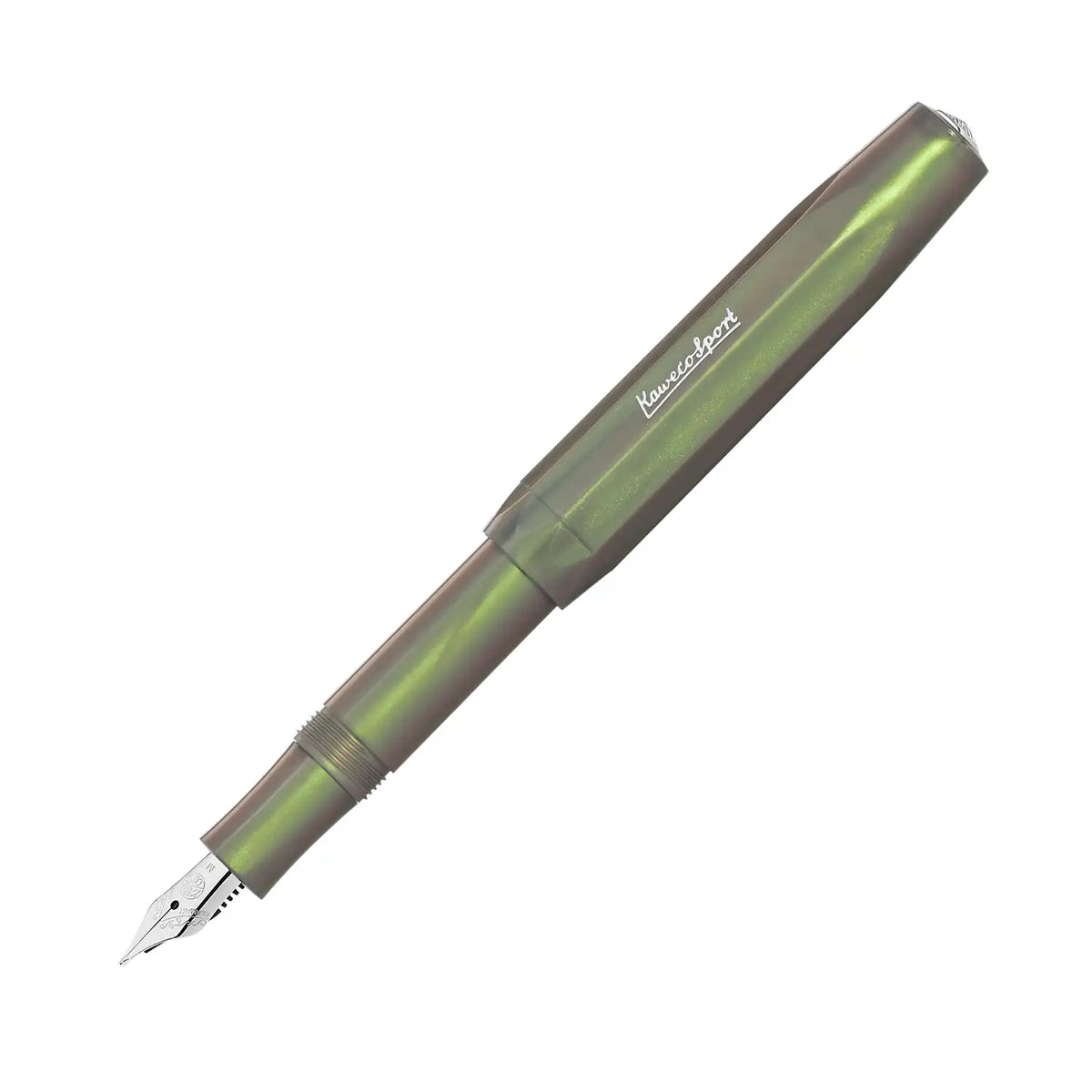 Kaweco-Lunar-Sport-ShadowGreen-FP-geoeffnet-kappe-steckt-hinten-auf-dem-Fueller